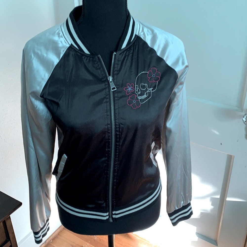 Hot Topic Black Satin Embroidered Jacket Size Small